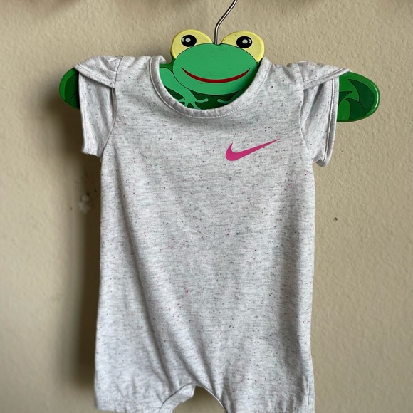 Other - Girls Nike Grey 3M Romper